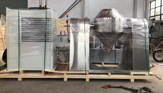 0.75kw -15kw औद्योगिक मिक्सर मशीनें 5000L रोटरी डबल कोन वैक्यूम ड्रायर