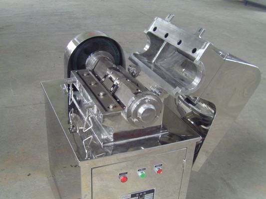 मोटे पीसने वाली मिल मशीन 110V - 480V मोटे कोल्हू