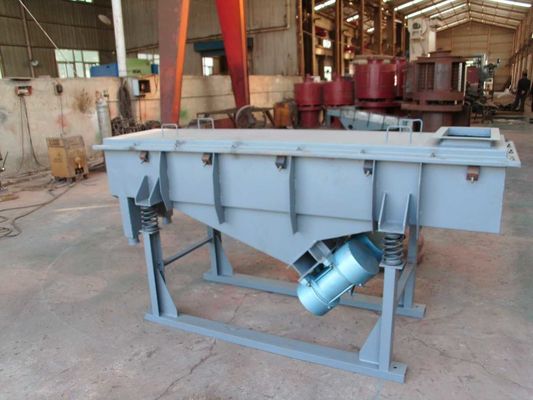 मल्टी लेयर स्क्वायर वाइब्रेटिंग चलनी मशीन निर्माता 30t/H