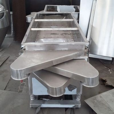 मल्टी लेयर स्क्वायर वाइब्रेटिंग चलनी मशीन निर्माता 30t/H